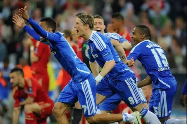  拜仁欧冠失利连锁反应 联赛统治力受质疑  